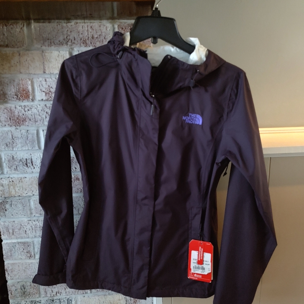 NWT The North Face Women's Venture 2 Jacket